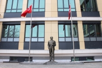 225 cm Sivil Atatürk Heykeli