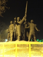 Anıt heykel yapanlar