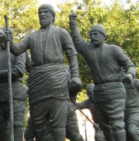 Pirinç anıt heykel yapımı